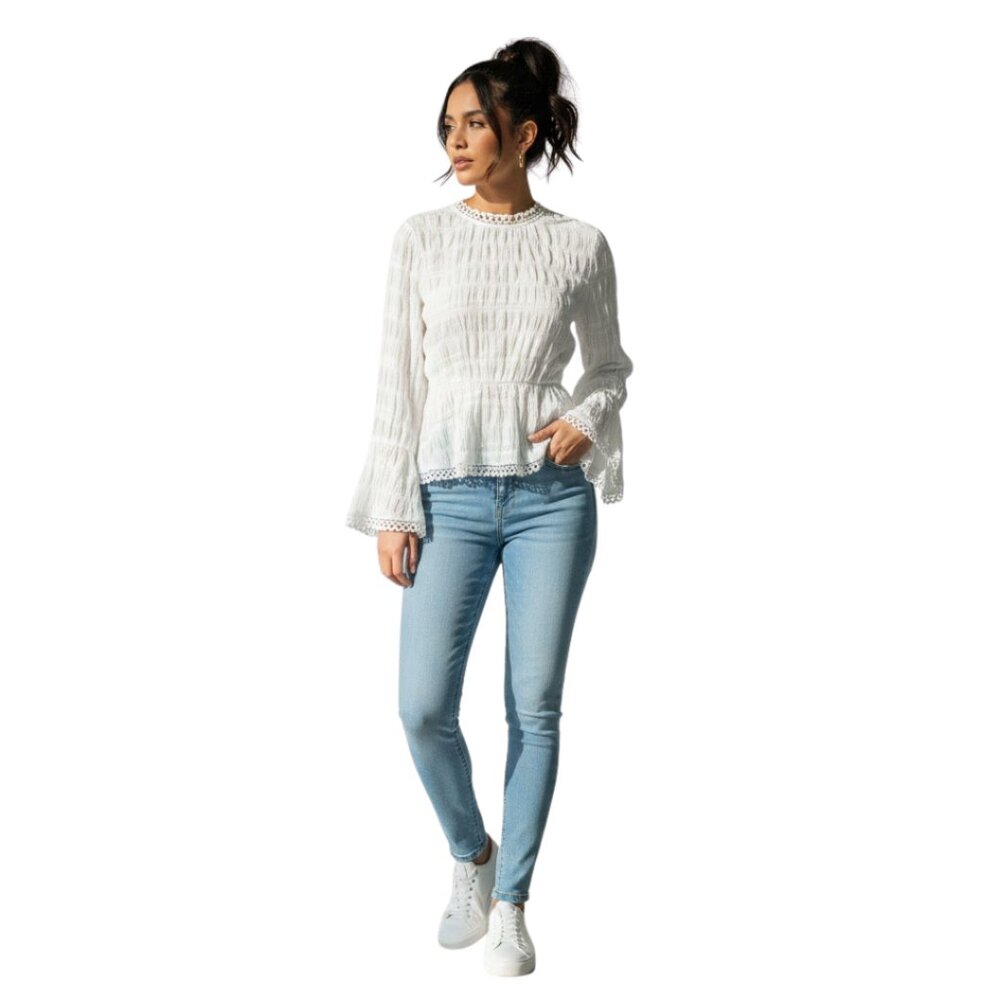 Everleigh Women’s White Textured Peplum Blouse Lace Trim Boho Chic –‎ Size S